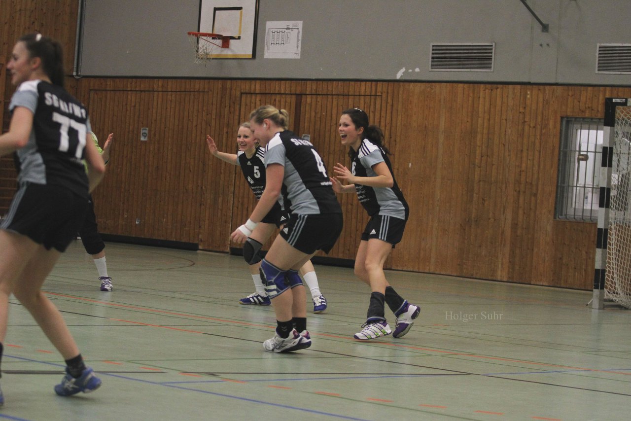 Bild 8 - SG Niendorf-W. am 10.12.11